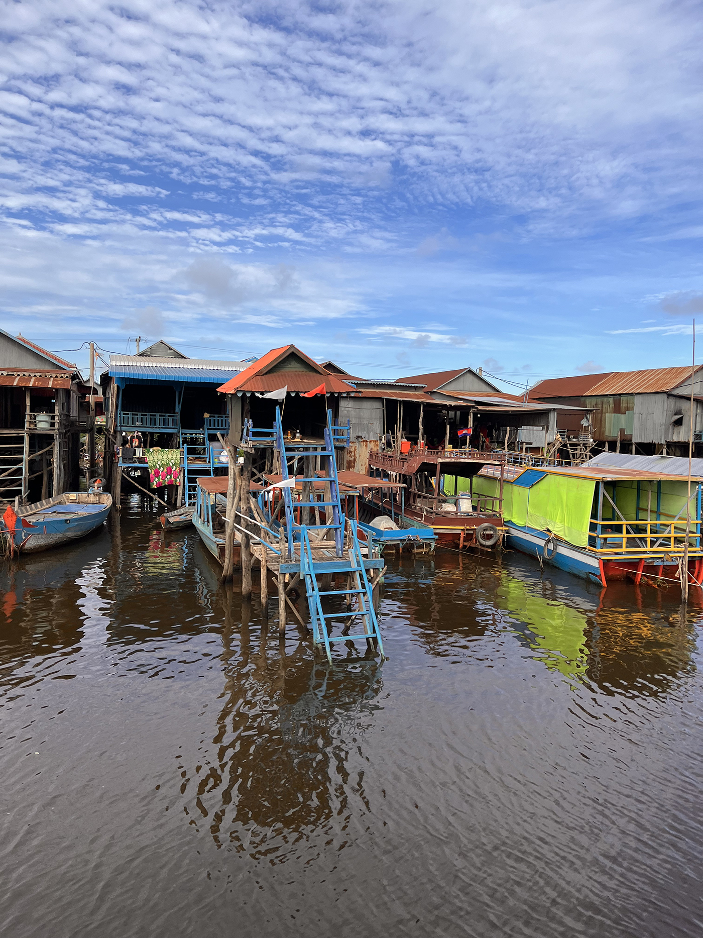 Tonlé Sap: A vast and fertile lake, crucial to Southeast Asia's food security and ecological health.